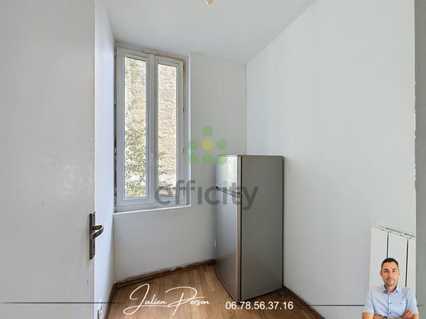 Appartement
         4 pièces
        - 61 m² 124 000 € *