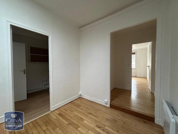 Appartement à louer 4 pièces 101m² Arpajon (91290)