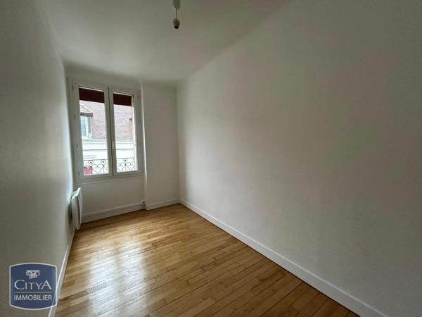 Appartement à louer 4 pièces 101m² Arpajon (91290)