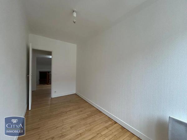 Appartement à louer 4 pièces 101m² Arpajon (91290)