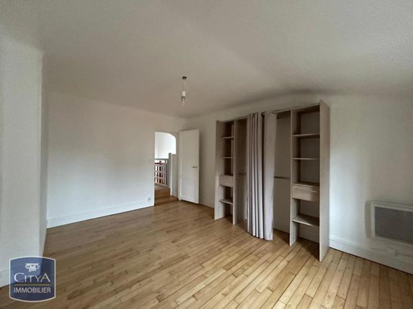 Appartement à louer 4 pièces 101m² Arpajon (91290)