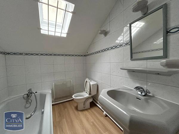 Appartement à louer 4 pièces 101m² Arpajon (91290)