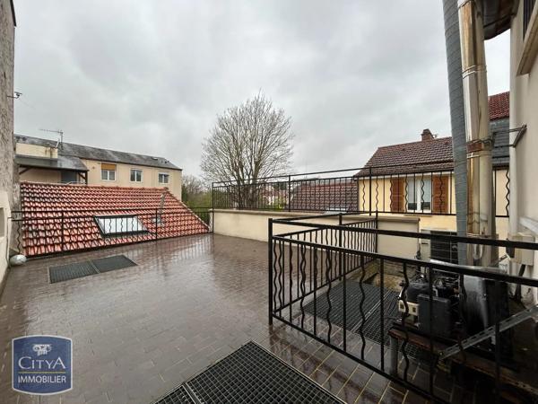 Appartement à louer 4 pièces 101m² Arpajon (91290)