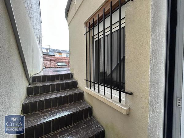 Appartement à louer 4 pièces 101m² Arpajon (91290)