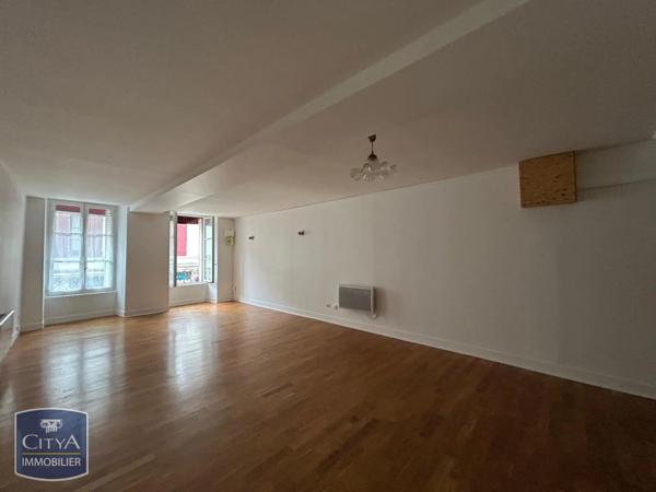 Appartement à louer 4 pièces 101m² Arpajon (91290)