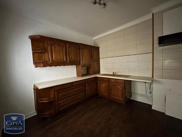 Appartement à louer 4 pièces 101m² Arpajon (91290)