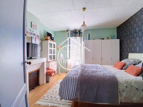 COEUR BASTIDE : Maison familiale 203 m² avec piscine et dépendances