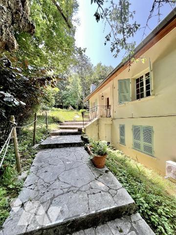 BESANCON (25) : MAISON à BREGILLE 