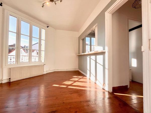 Appartement à CACHAN, 94230 - 2 pièces 39m²