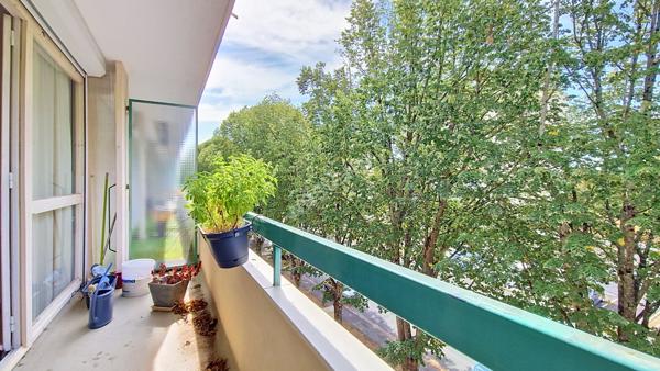 POITIERS ? T1 LUMINEUX AVEC GRANDE TERRASSE, PARKING ET CAVE ? INVESTISSEMENT LOCATIF