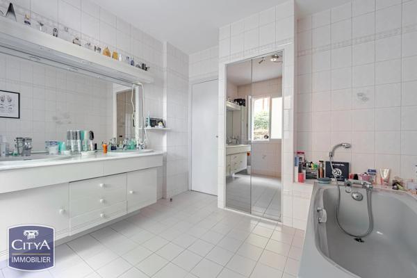 Maison à vendre 7 pièces 184m² Fondettes (37230)