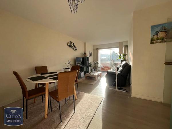 Appartement à louer 2 pièces 63.57m² Brive-la-Gaillarde (19100)