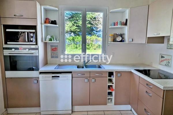 Maison
         6 pièces
        - 110 m² Exclusivité 675 000 € *