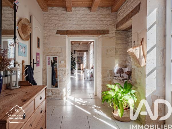 Maison à vendre 4 pièces 190 m² Surgères