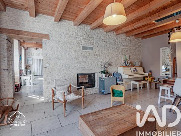 Maison à vendre 4 pièces 190 m² Surgères