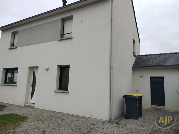 Location maison Vannes : 1 300 € - AJP Immobilier Vannes