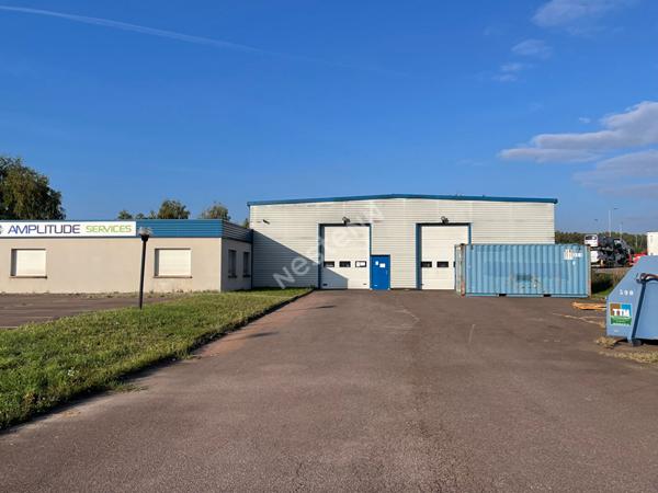 Entrepôt + bureaux 800m² Zone Europort