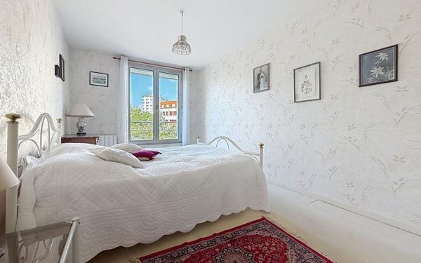 Appartement à vendre    3 pièces • 69,21 m2 La Rochelle