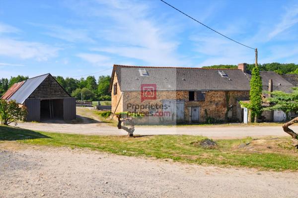 Maison d'habitation de plain pied 7 pièce(s) 162 m2 avec corps de ferme beau potentiel