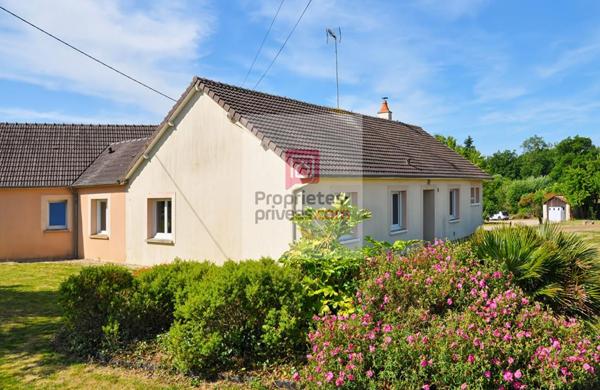 Maison d'habitation de plain pied 7 pièce(s) 162 m2 avec corps de ferme beau potentiel