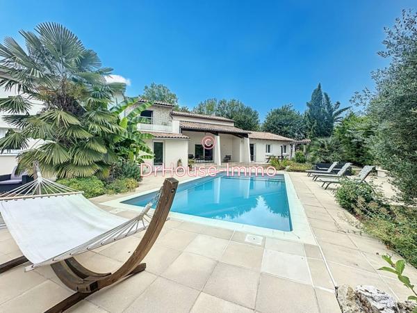 Maison à vendre 6 pièces de 177 m²