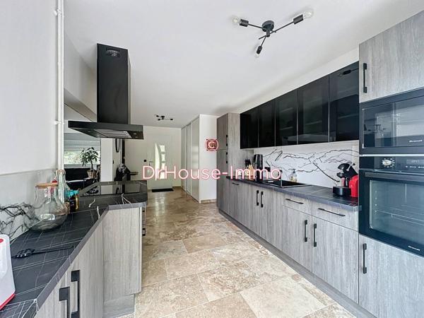 Maison à vendre 6 pièces de 177 m²