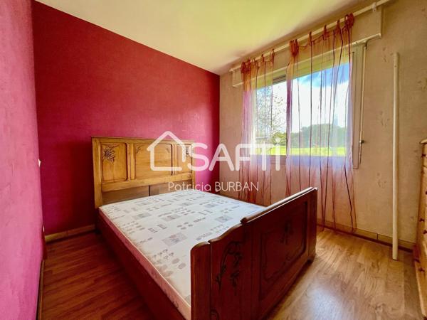 Maison de plain pied 100 M2 3 chambres 13600 m2 de terrain