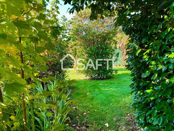 Maison de plain pied 100 M2 3 chambres 13600 m2 de terrain