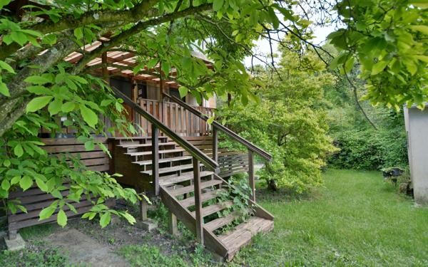 Maison à vendre    2 pièces •  Condé-Sainte-Libiaire