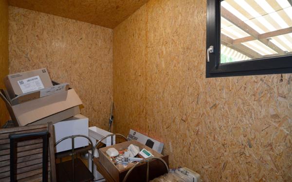 Maison à vendre    2 pièces •  Condé-Sainte-Libiaire