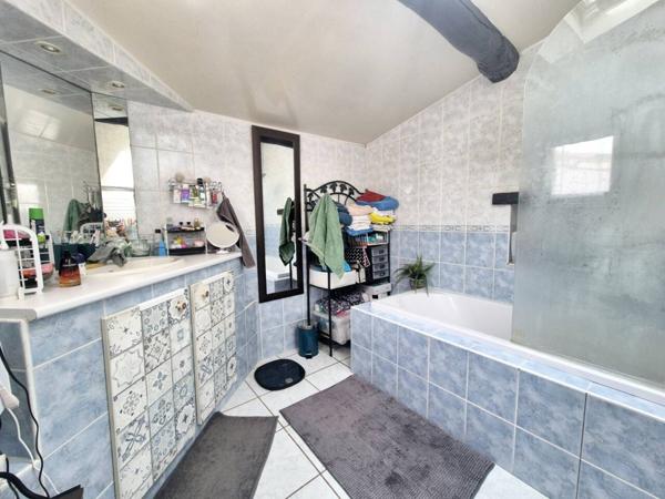 Maison à vendre 4 pièces de 114 m²