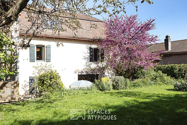 Maison bourgeoise entièrement rénovée au coeur du village