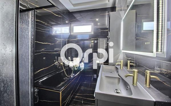 Maison à vendre    6 pièces •  Niederbronn-les-Bains