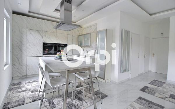 Maison à vendre    6 pièces •  Niederbronn-les-Bains