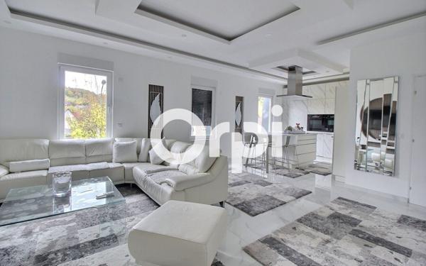 Maison à vendre    6 pièces •  Niederbronn-les-Bains