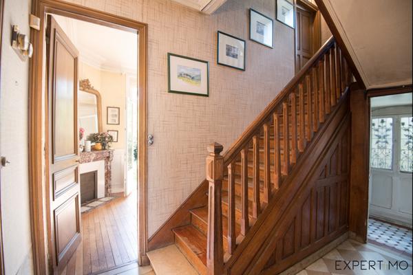 Versailles (78000) Belle Maison en Meulière 11 pièces Versailles Rive droite