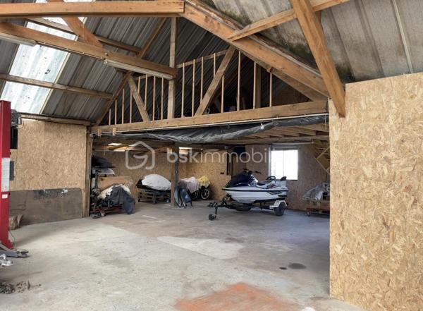 Local d'activités de 375 m²