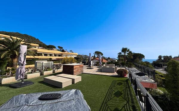 Appartement à vendre    3 pièces • 109,07 m2 Mandelieu-la-Napoule