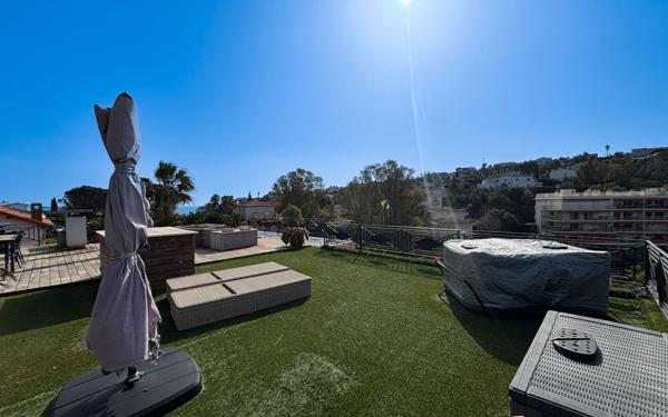 Appartement à vendre    3 pièces • 109,07 m2 Mandelieu-la-Napoule