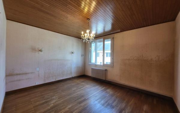Vente Maison REF : ALBIZIA à rénover Cholet   