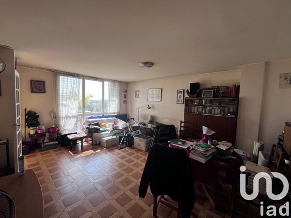 Appartement 4 pièces de 81 m² à Évry (91000)