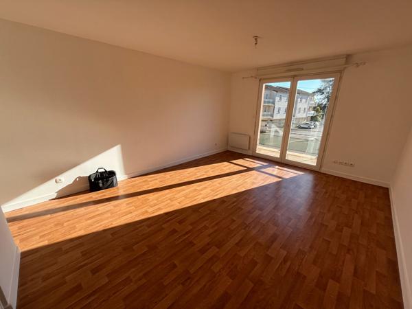 BUXEROLLES - Type 3 de 62 m² dans résidence récente avec balcon