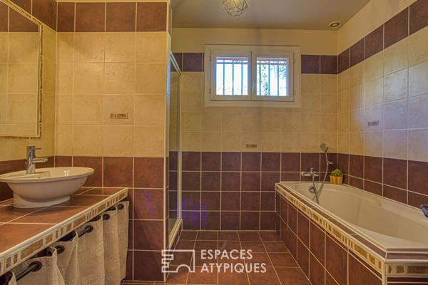 Alliance d’une maison provençale réinventée et d’un panorama d’exception