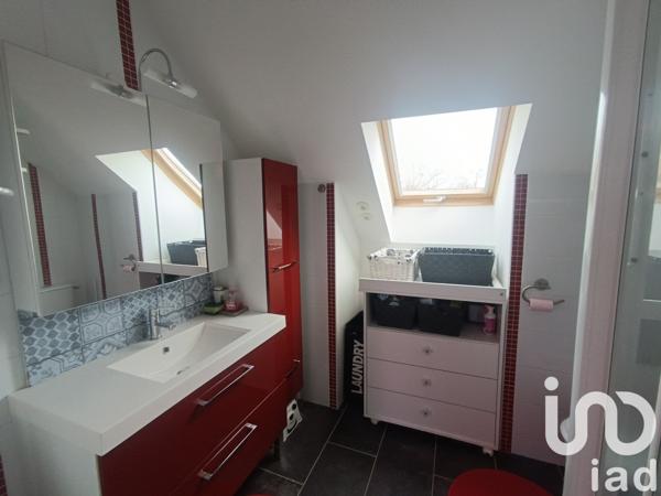 Pavillon 7 pièces de 179 m² à Châteauroux (36000)