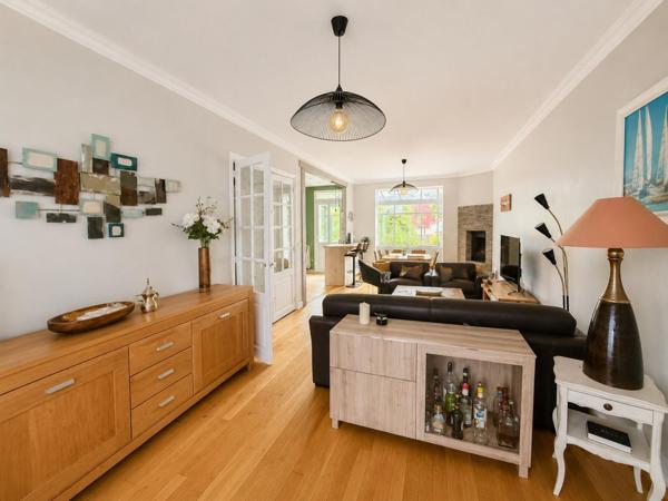 Belle meuliére à HOUILLES. 779 000 € - Référence  982