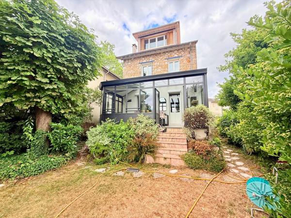 Belle meuliére à HOUILLES. 779 000 € - Référence  982
