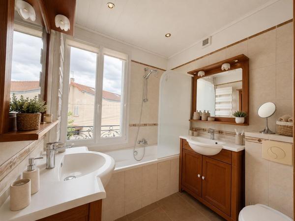 Belle meuliére à HOUILLES. 779 000 € - Référence  982