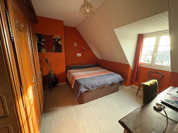 Maison à vendre à Châteaugiron ? 5 chambres ? Sous-sol complet ? Terrain de 459 m² ? Proche Rennes