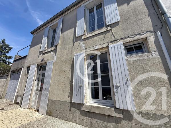 Maison à vendre  3 pièces - 60 m 2   COGNAC  - 16