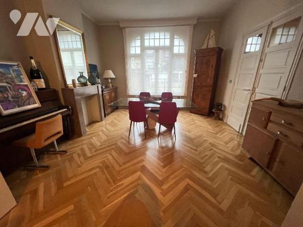 A vendre chez votre Notaire sur Dunkerque Malo les bains (59240), bien d'exception pour cette m...